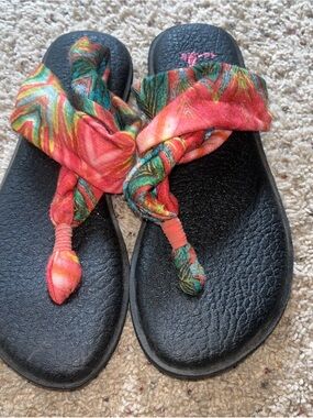 Sanuk Yoga Slingback Sandals